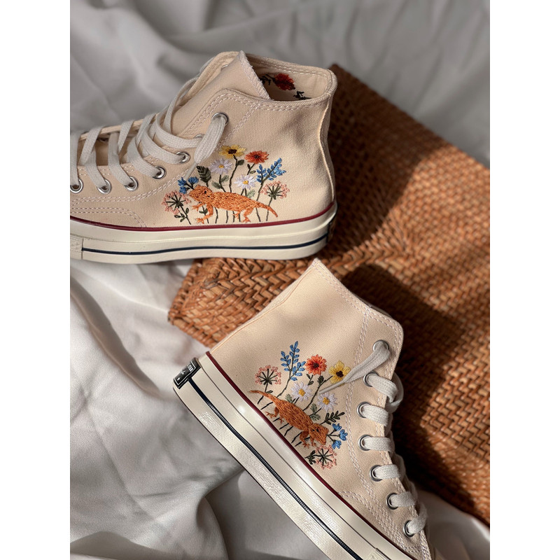 Embroidered Converse High TopsFlower ConverseCustom Converse PetEmbroidered ConverseGarden Of Sunflowers And Daisies And Lizards - 5.jpg