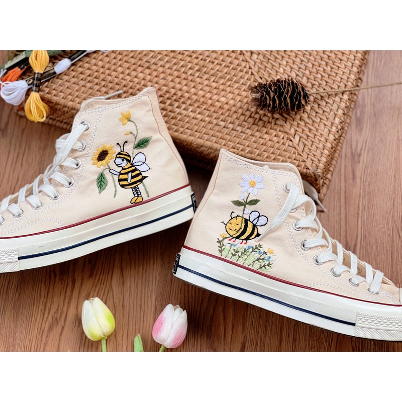 Embroidered ConverseBees ConverseConverse High Tops Bees And FlowersEmbroidered Sneakers Daisies And SunflowersBee Embroidery Design - 1.jpg