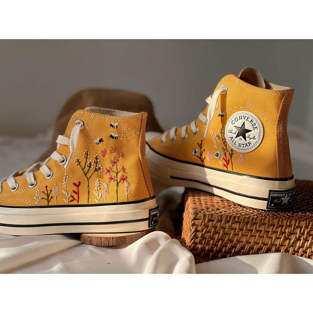 Embroidered ConverseFloral ConverseCustom Converse Colorful Bees And Flower GardenCustom Logo Converse Chuck Taylors 1970sGift For Her - 1.jpg
