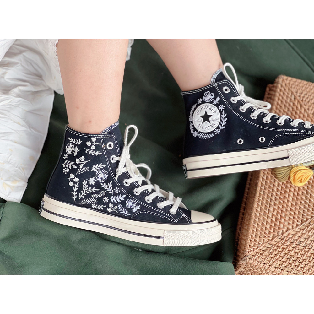 Floral ConverseEmbroidered ConverseCustom Converse Flower And Leaf PatternEmbroidered LogoEmbroidered Flowers - 5.jpg
