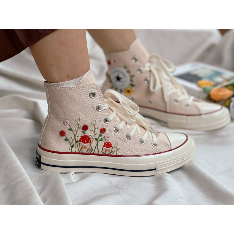 Mushroom ConverseEmbroidered ConverseEmbroidered Rose And Mushroom GardenConverse High Tops Chuck Taylor1970sFlowerConverse - 6.jpg
