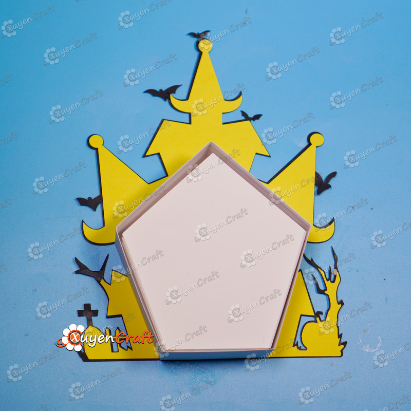 spider-haunted-house-halloween-shadow-box-svg-cricut-projects (6).jpg