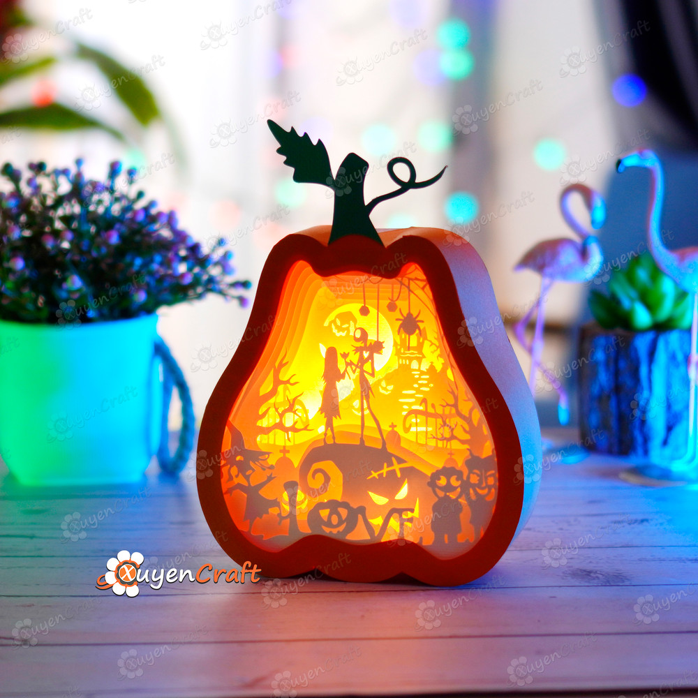 nightmare-before-christmas-pumpkin-lanterns-shadow-box-svg-cricut-projects (2).jpg