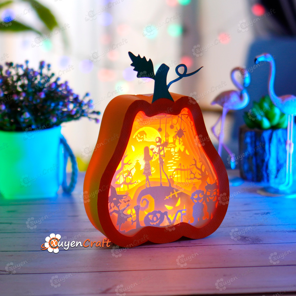 nightmare-before-christmas-pumpkin-lanterns-shadow-box-svg-cricut-projects (3).jpg