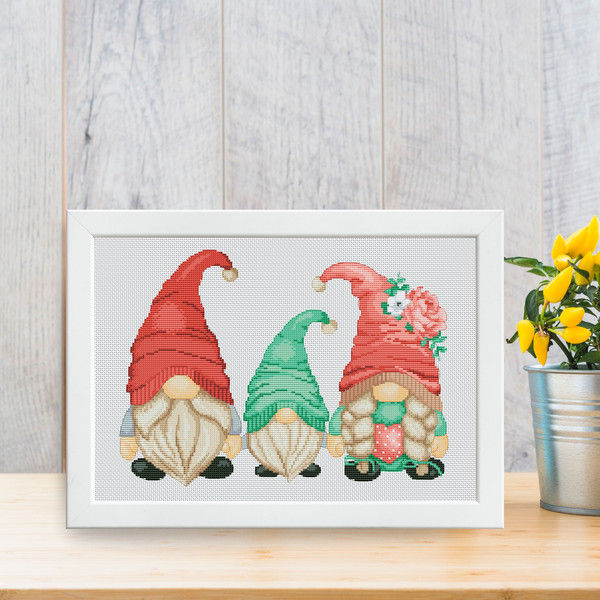 family-gnomes-cross-stitch.jpg