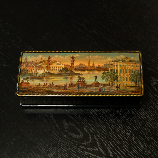 St Petersburg collectible box 