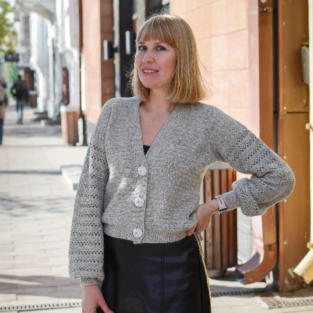 crochet pattern, cardigan pattern, women cardigan, cropped cardigan, jacket pattern, eyelets cardigan, v-neck cardigan, sweater pattern, buttoned cardigan 1.jpg