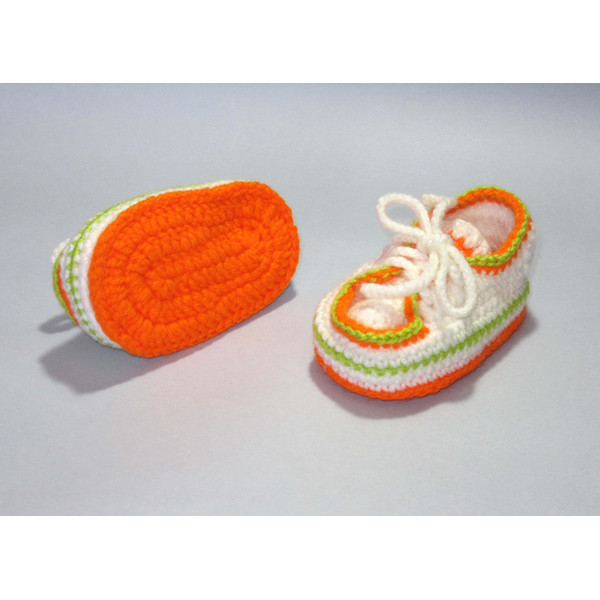 Bright colorful crochet baby sneakers, Orange handmade baby shoes, Soft baby slippers, Trainers, Baby shower gift, Gender reveal party gift, Pregnancy announcem
