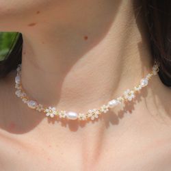 Pearl Floral Necklace Handmade Flower Beaded Necklace Pearl Necklace Daisy Necklace Pearl Choker Aesthetic Jewelry undefined Gift