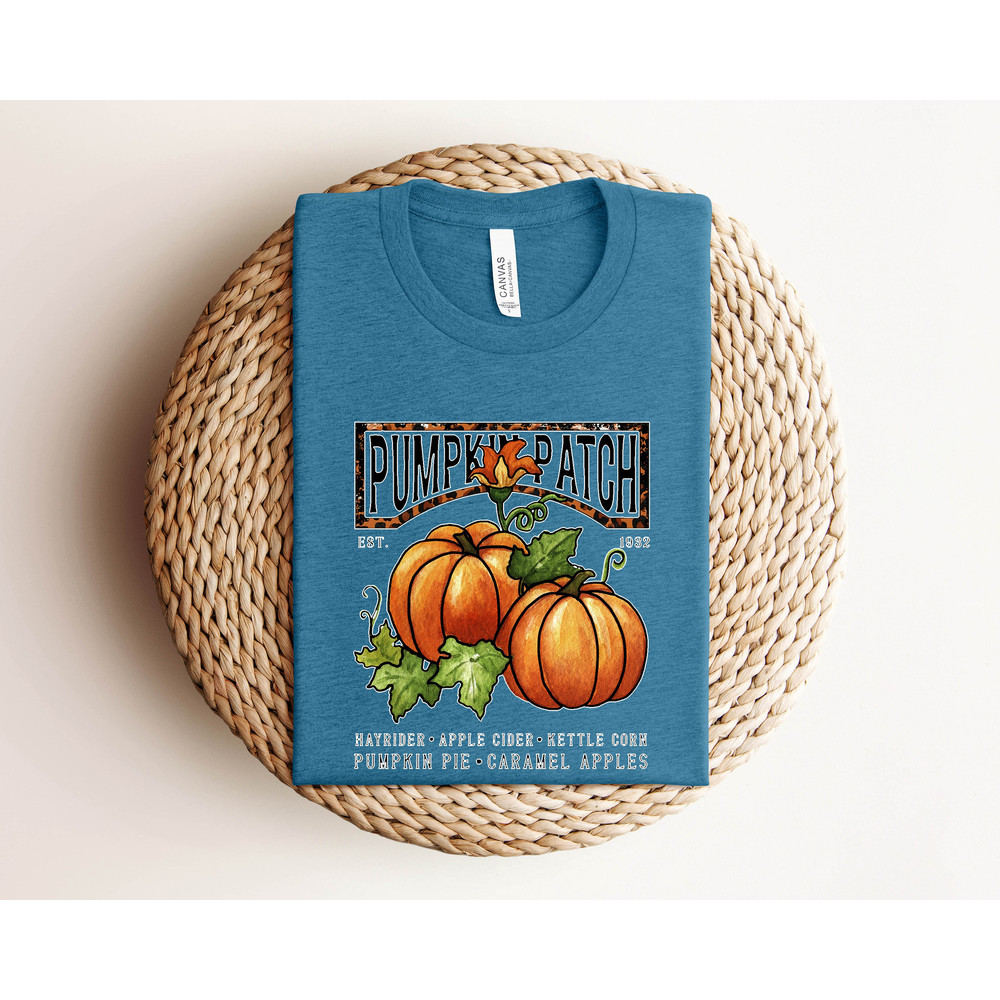 Farm Fresh Pumpkin Sweatshirt, Pumpkin Patch Shirt, Womens Halloween Shirt, Fall Sweatshirt, Pumpkin Shirt, Fall Sweater, Fall Crewneck - 3.jpg