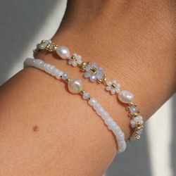 Blue crystal flower bracelet Beaded bracelets set Handmade pearl bracelet Seed bead bracelet Aesthetic gift for her