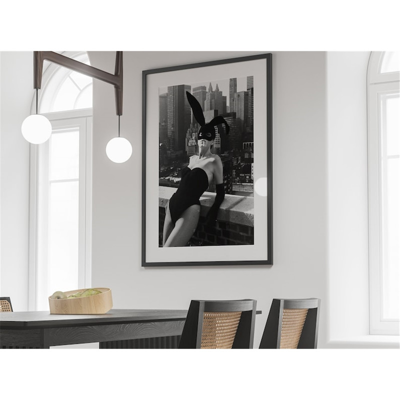 MR-59202315032-helmut-newton-elsa-peretti-photography-fashion-wall-art-image-1.jpg
