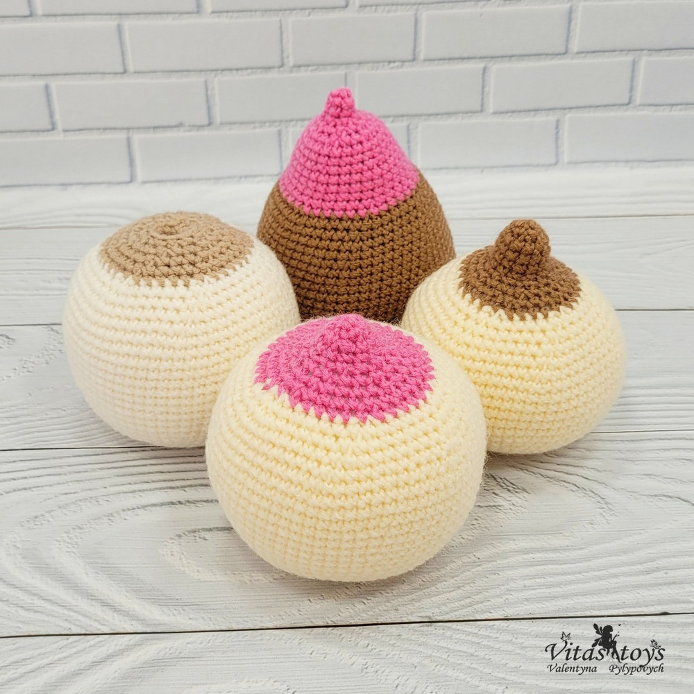 knit breast anatomy.jpg