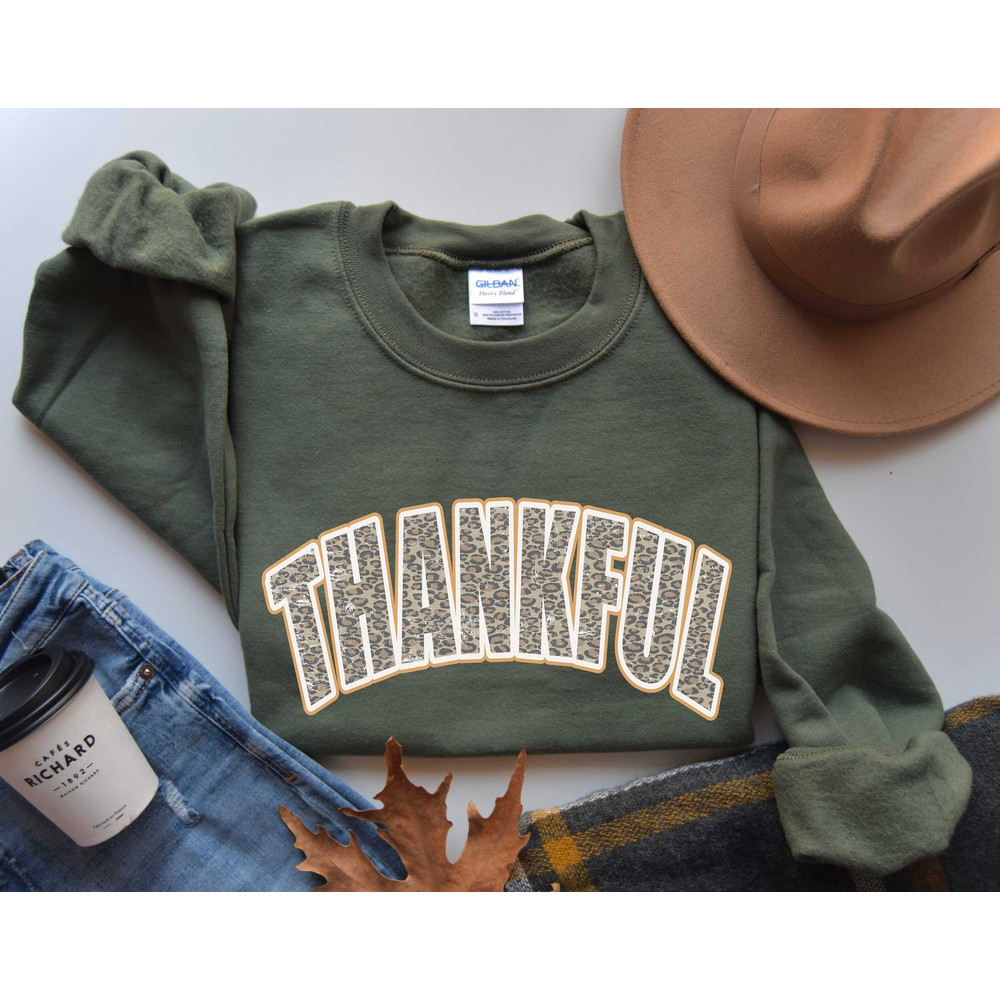 Leopard Thankful Sweatshirt, Thankful Shirt, Womens Thanksgiving Sweatshirt, Cute Thanksgiving Shirt, Fall Clothing, Thankful Family Shirts - 1.jpg