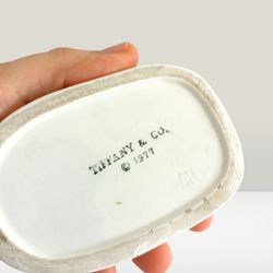 tiffany & co scarab beetle box in white porcelain original from 1977 good luck beetle vintage box for side table jewels