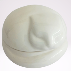 tiffany & co kitty cat box in white porcelain original from 1977 sleeping cat vintage box for side table jewels or for d