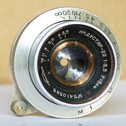 Industar-22 red P 3.5/50 USSR lens for SLR Zenit KMZ M39 mount