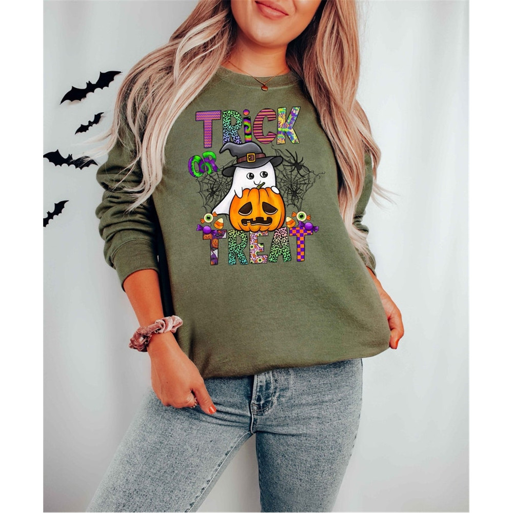 MR-89202382258-halloween-trick-or-treat-shirt-halloween-trick-or-treat-image-1.jpg