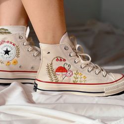 Colorful Bees And Flower Garden, Flower Converse,Mommy And Me Outfits,Custom Logo 1970s
