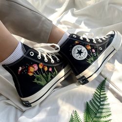 Embroidered Converse,Flower Converse,Embroidered Colorful Tulip Garden,Custom Converse High Tops Chuck Taylor 1970s Butt