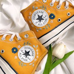 Embroidered Converse,Flower Converse,Embroidered Flower And Leaves,Converse High Tops Chuck Taylor 1970s