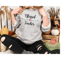5th grade teacher gift for teacher sweatshirt back to school shirt for blessed teacher appreciation grade school tshirt