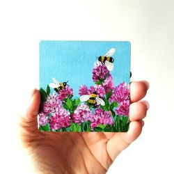 Bumblebees painting on a magnet flower art fridge decor
