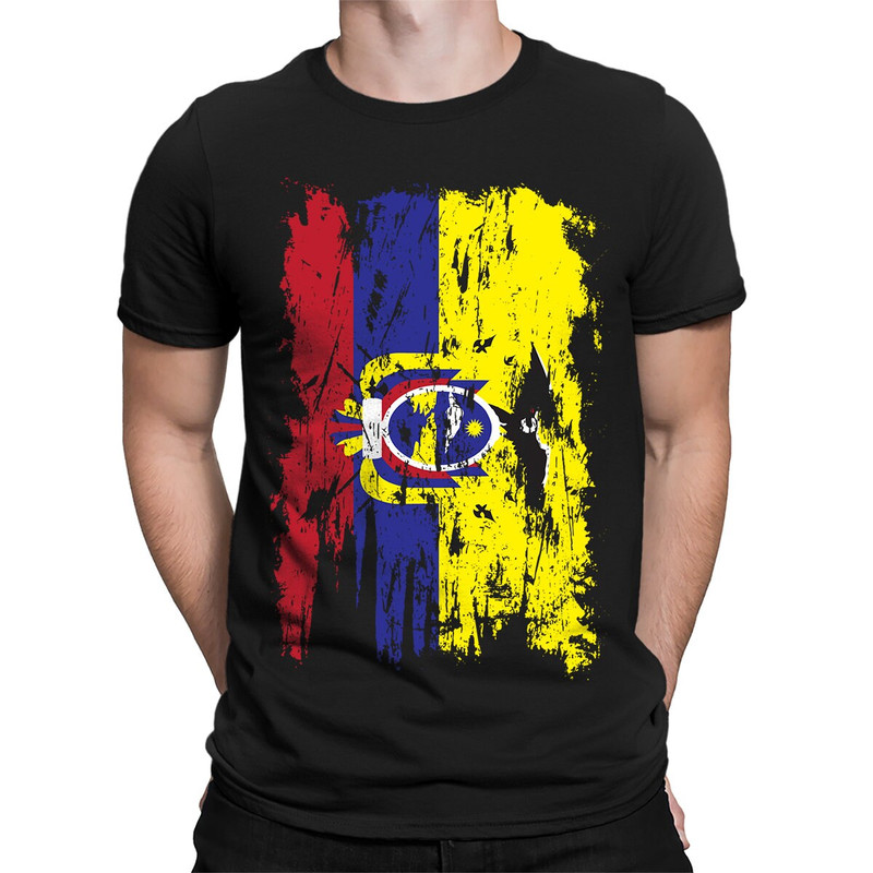Distressed Ecuador Flag South American Quito Republica Del Ecuador Ecuadorian Pride Patriotism Origin Men's T-shirt OSF-0082.jpg