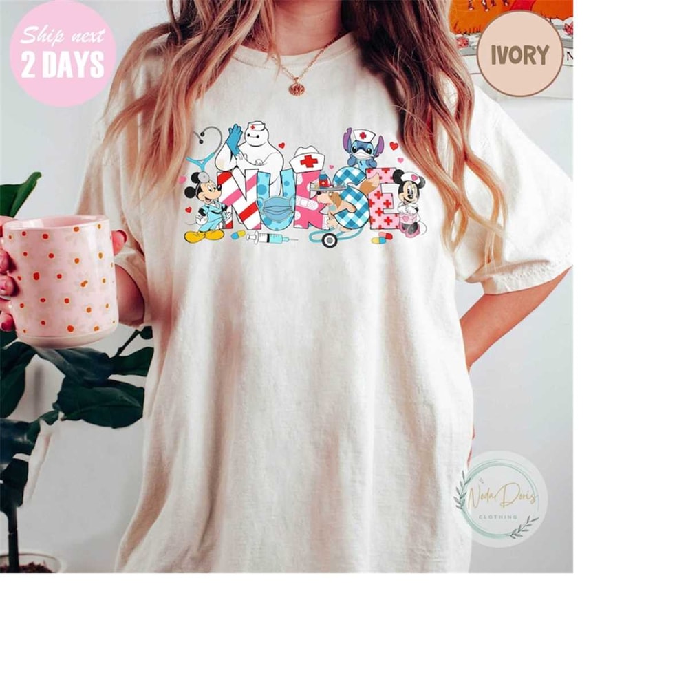 MR-11920238413-disney-nurse-characters-shirt-disney-nurse-mickey-and-friends-ivory.jpg