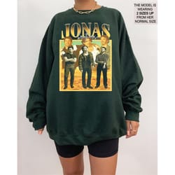 jonas brothers vintage shirt, jonas brothers tour crewneck sweatshirt, concert 2023 retro unisex gift, jonas retro 90's