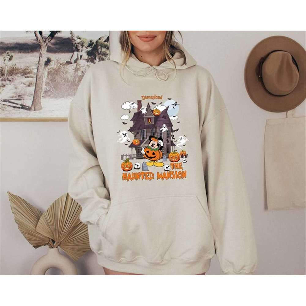 MR-1192023115559-the-haunted-mansion-hoodiehaunted-mansion-teedisney-image-1.jpg