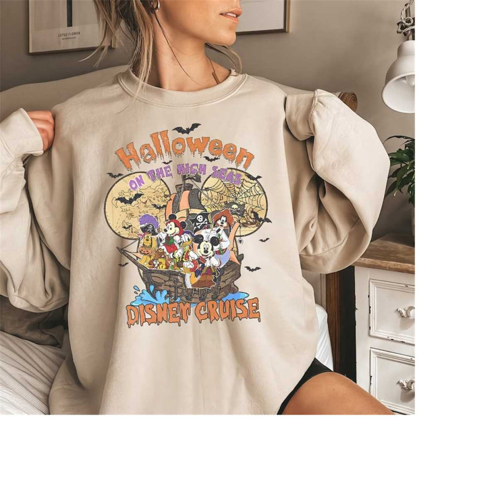 MR-119202312642-disney-halloween-on-the-high-seas-2023-sweatshirt-disney-image-1.jpg