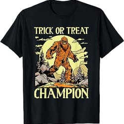 bigfoot halloween costume sasquatch yeti trick or treat t-shirt