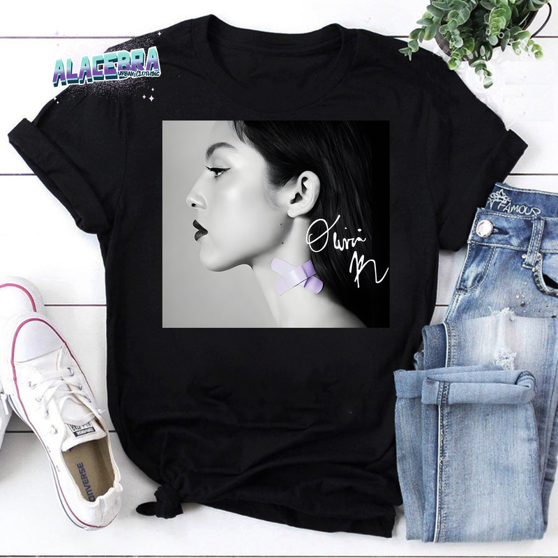 Olivia Rodrigo Vampire Vintage T-Shirt, GUTS Album Olivia Shirt, Vampire Olivia Shirt, Love Olivia Shirt.jpg