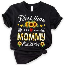 first time mommy shirt, pregnancy shirt, pregnancy announcement shirt, pregnancy reveal, mommy to be gift, new mom shirt