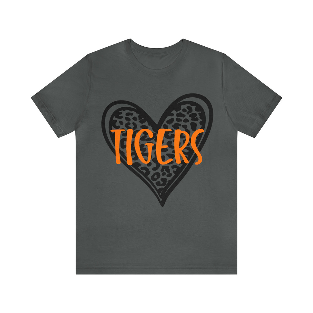 Tigers Love Unisex Jersey Short Sleeve Tee - 5.jpg
