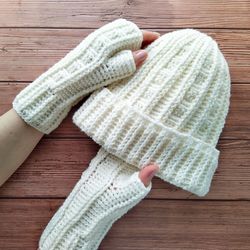 Crochet hat and fingerless glove pattern for women Quick easy crochet computer gloves for warmt Crochet hat ribbed brimh