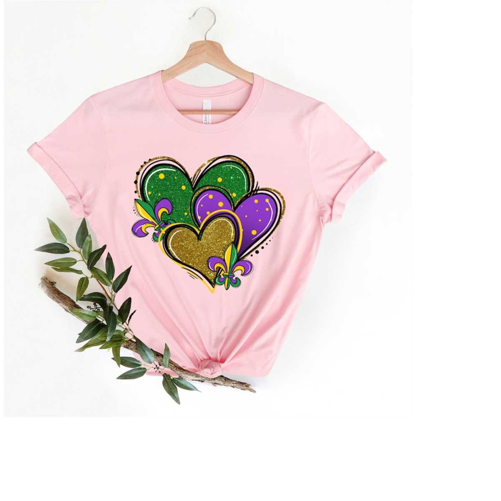 MR-139202394955-mardi-gras-love-hearts-shirt-carnival-parading-masks-beads-image-1.jpg