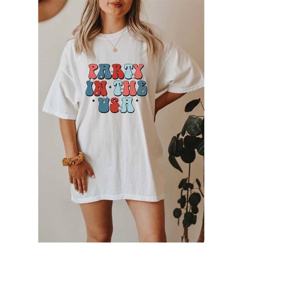 MR-1392023102316-retro-america-usa-shirt4th-of-july-teeretro-party-in-the-usa-image-1.jpg