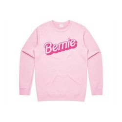bernie sanders pink jumper sweater sweatshirt us president election campaign funny vote