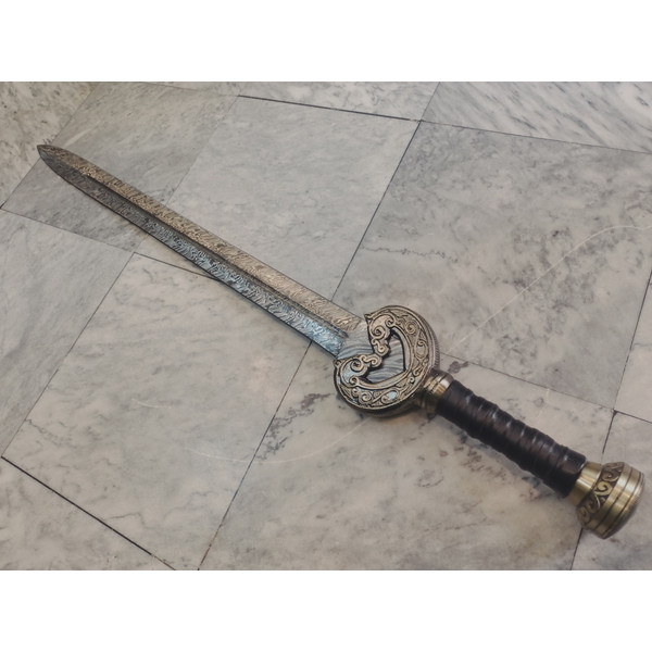 Custom Handmade Damascus Steel 38 inches King Theoden Herugrim Sword Lord Of The Ring Sword Battle Ready With Leather