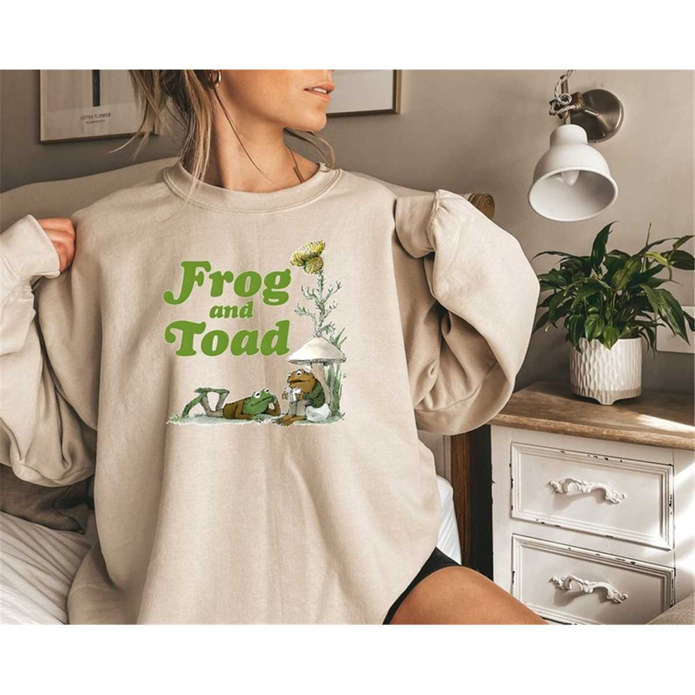 MR-149202384929-frog-and-toad-sweatshirt-frog-and-toad-shirt-cute-frog-image-1.jpg