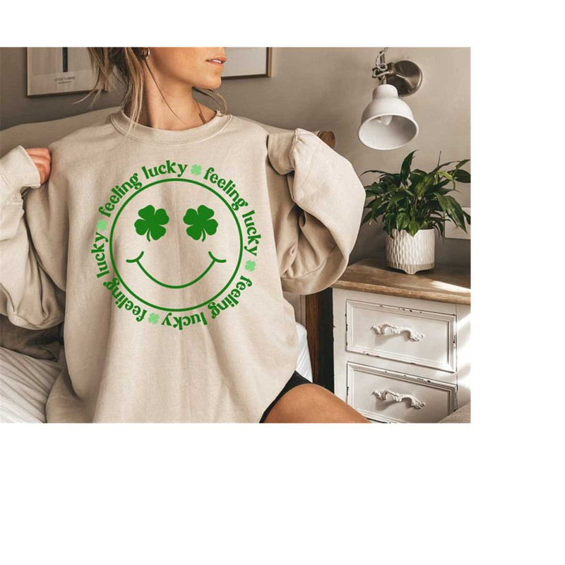 MR-149202391037-feeling-lucky-sweatshirt-lucky-clover-sweater-st-patricks-image-1.jpg