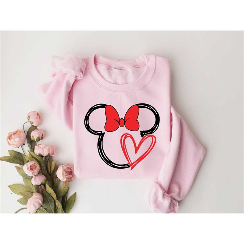 MR-1492023121426-minnie-love-sweatshirtlove-sweatshirtheart-sweatdisney-image-1.jpg