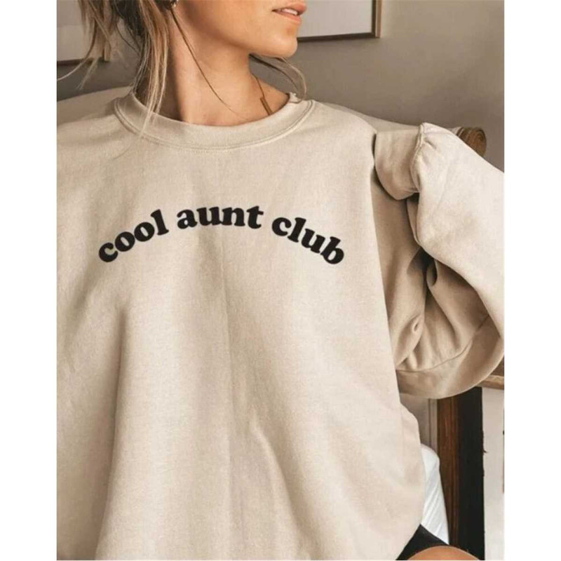 MR-1492023122258-cool-aunts-club-sweatshirt-gift-for-auntie-cool-sister-image-1.jpg