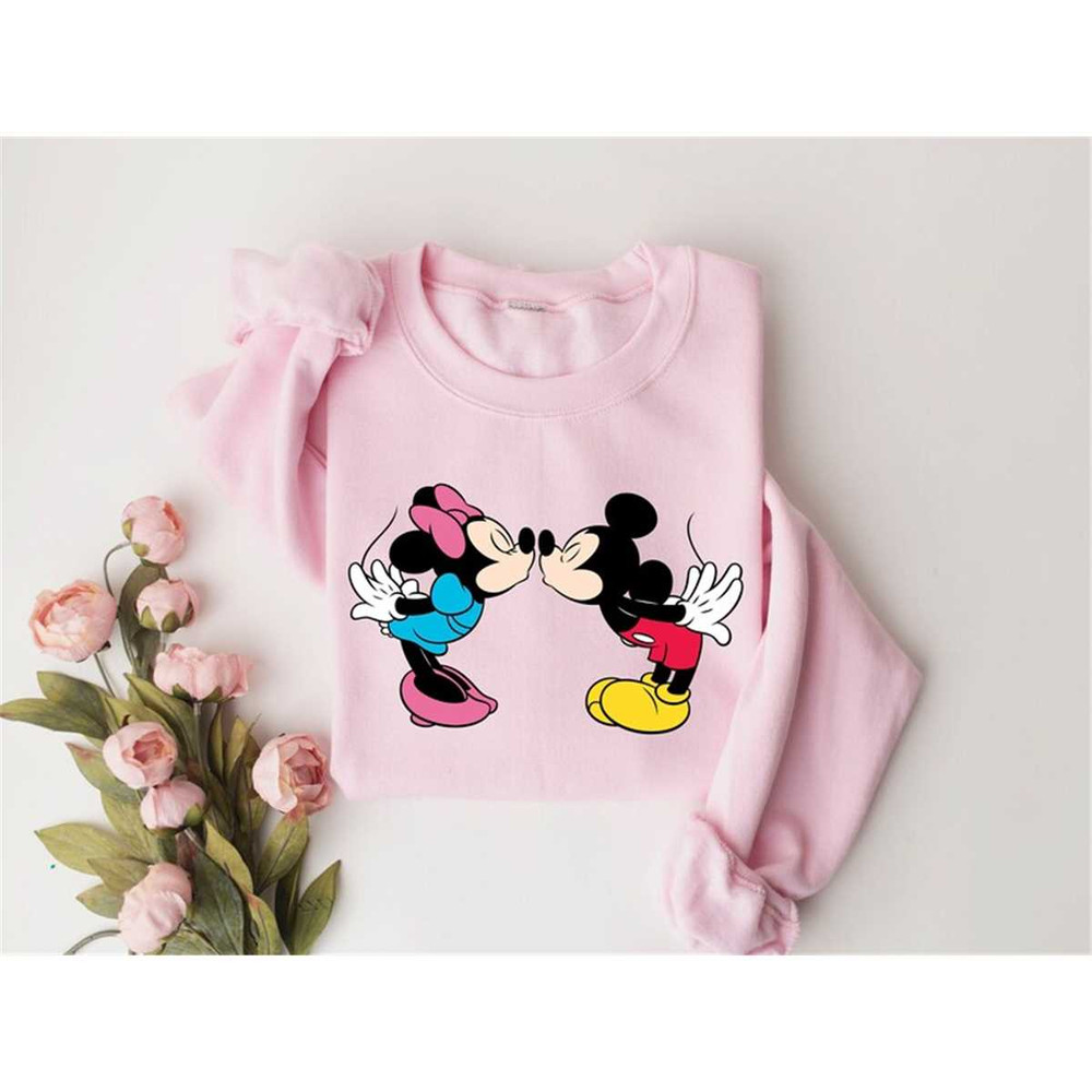 MR-1492023125556-mickey-and-minnie-kiss-sweatshirtlove-disney-mickey-and-image-1.jpg