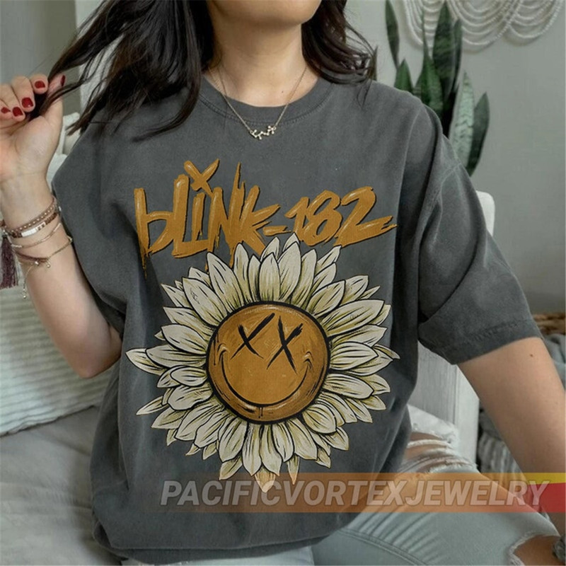 MR-1492023135516-blink-182-art-shirt-blink-182-vintage-shirt-blink-182-art-image-1.jpg