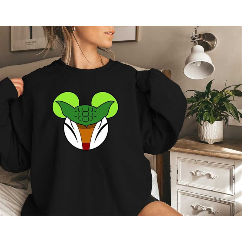 MR-149202314019-baby-yoda-sweatshirt-star-wars-sweatshirt-baby-yoda-shirt-image-1.jpg