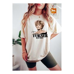 tina turner rip 1939-2023 shirt, tina turner t shirt simply the best, tina turner memorial, tina turner musical souvenir