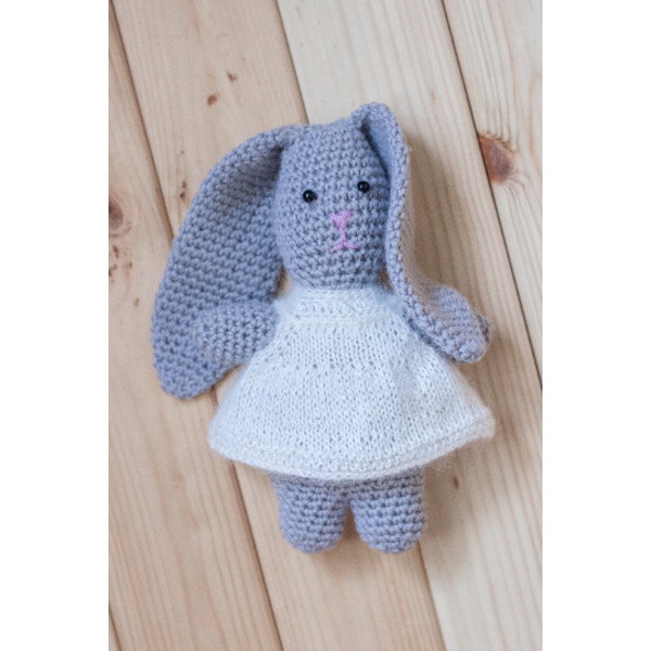 crochet rabbit.png